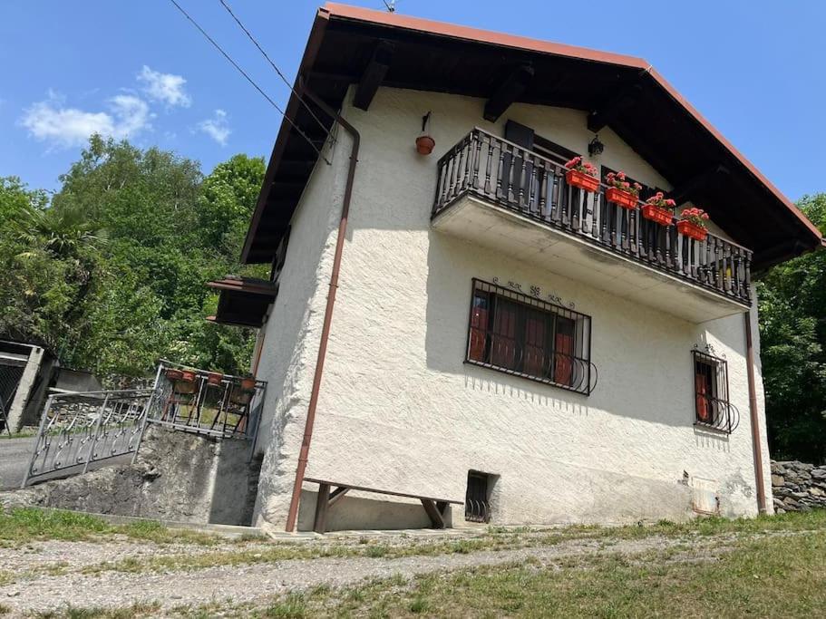 La Casetta Delle Nuvole Mazzo di Valtellina ภายนอก รูปภาพ